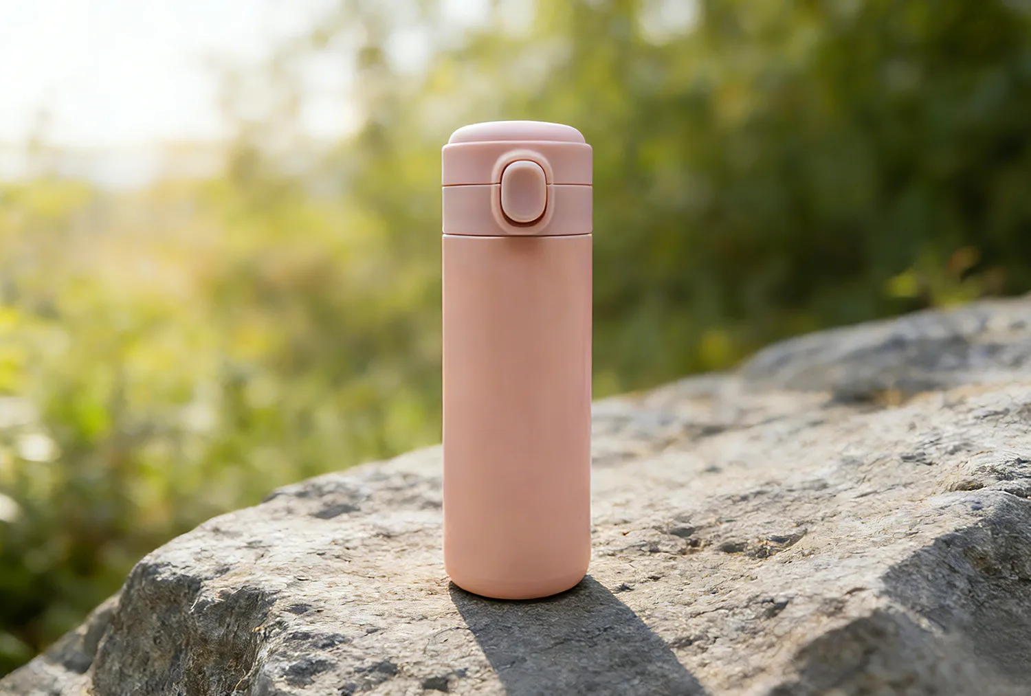 ခရီးသွားခွက်၏အင်္ဂါရပ်များ။