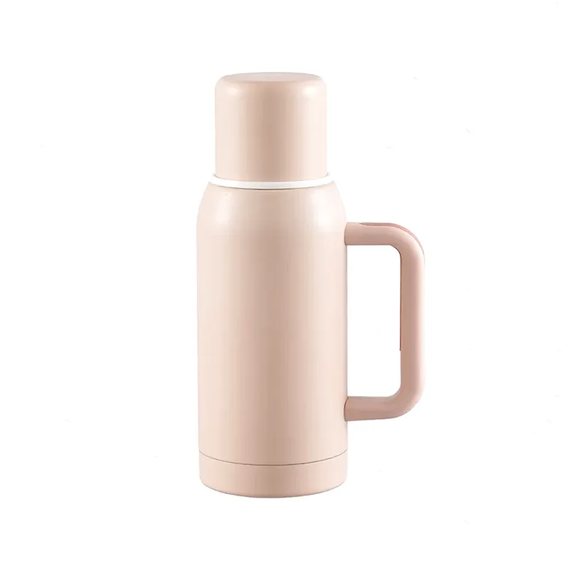 ခရီးသွားပုလင်းများသည် ခေတ်မီရေဓါတ်စျေးကွက်ကို မည်သို့ပြောင်းလဲစေသနည်း။